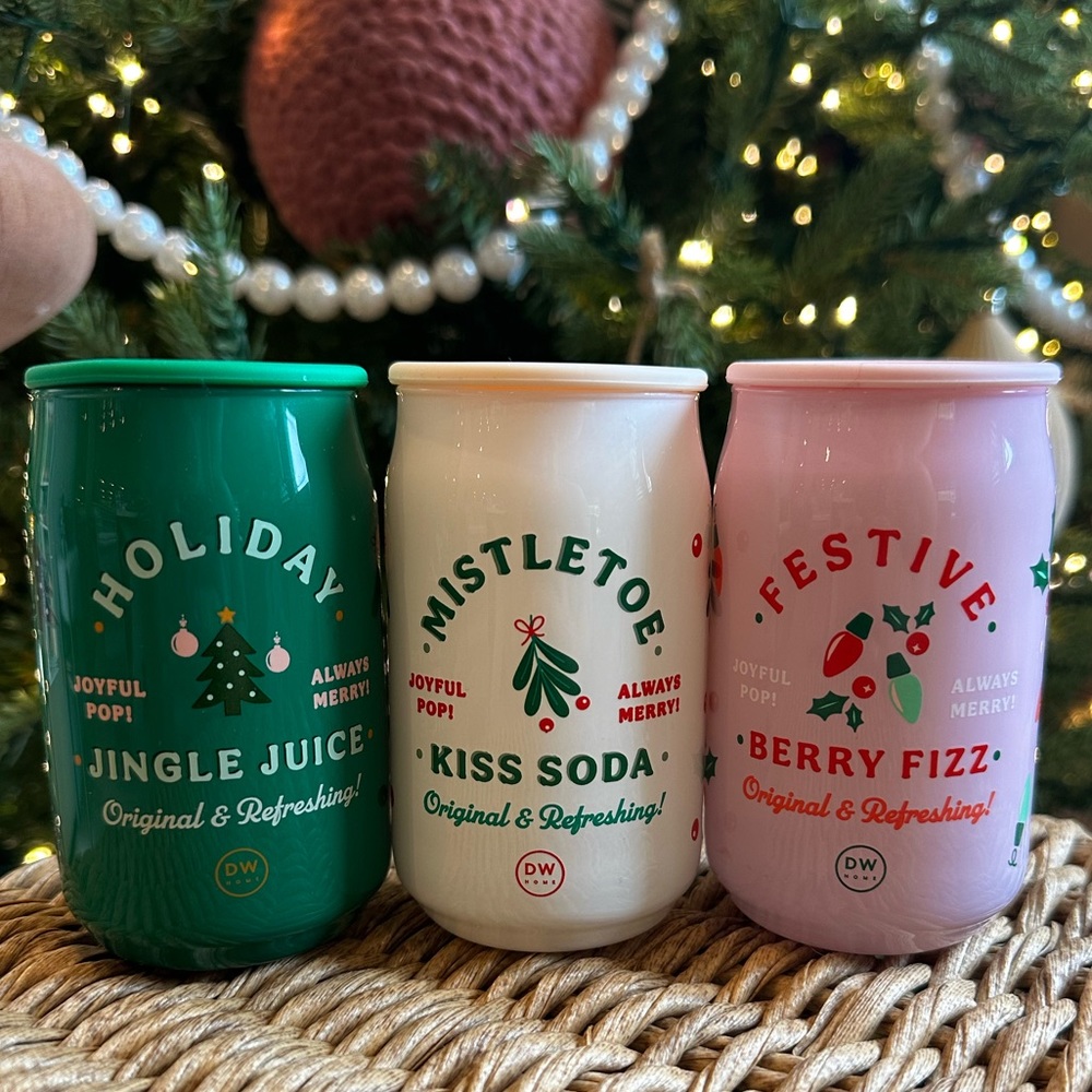 DW Christmas Candle set soda bottles X 3 jingle juice berry fizz kiss soda